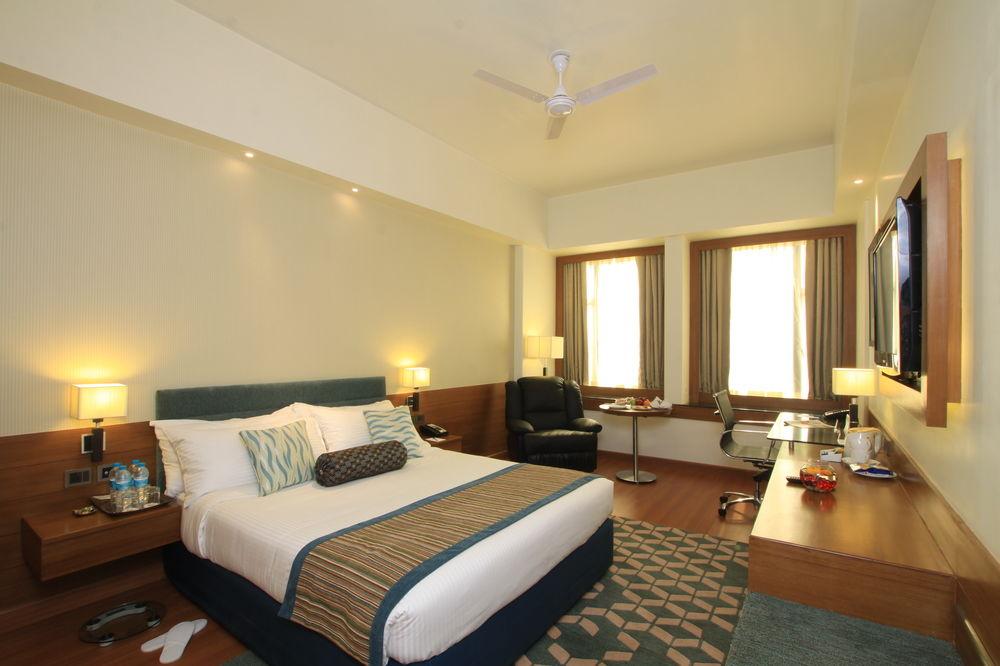 Hotel Maurya Patna Patna  Ngoại thất bức ảnh