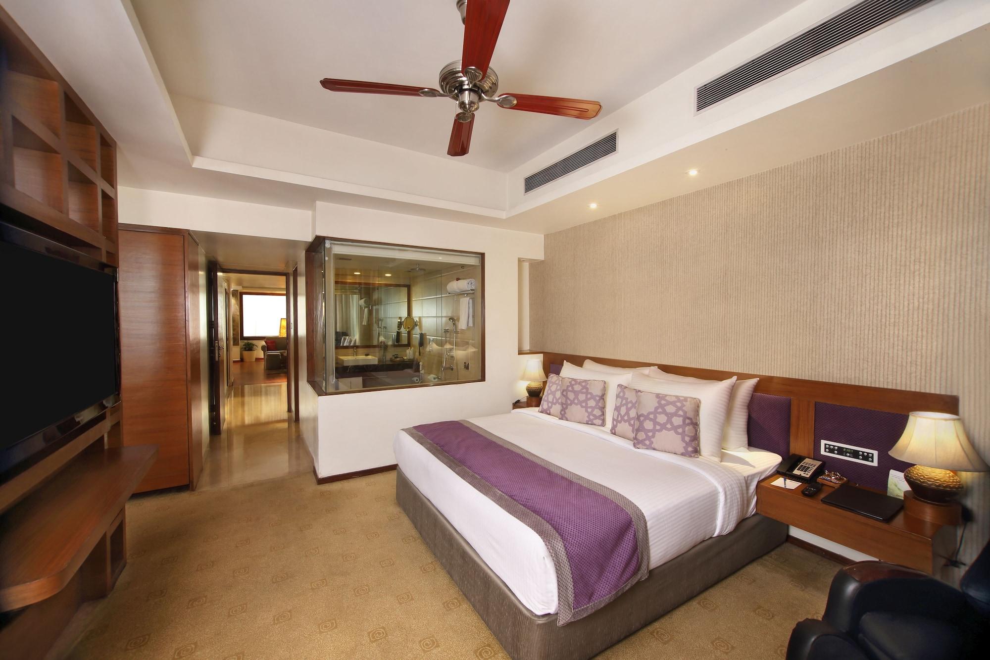 Hotel Maurya Patna Patna  Ngoại thất bức ảnh