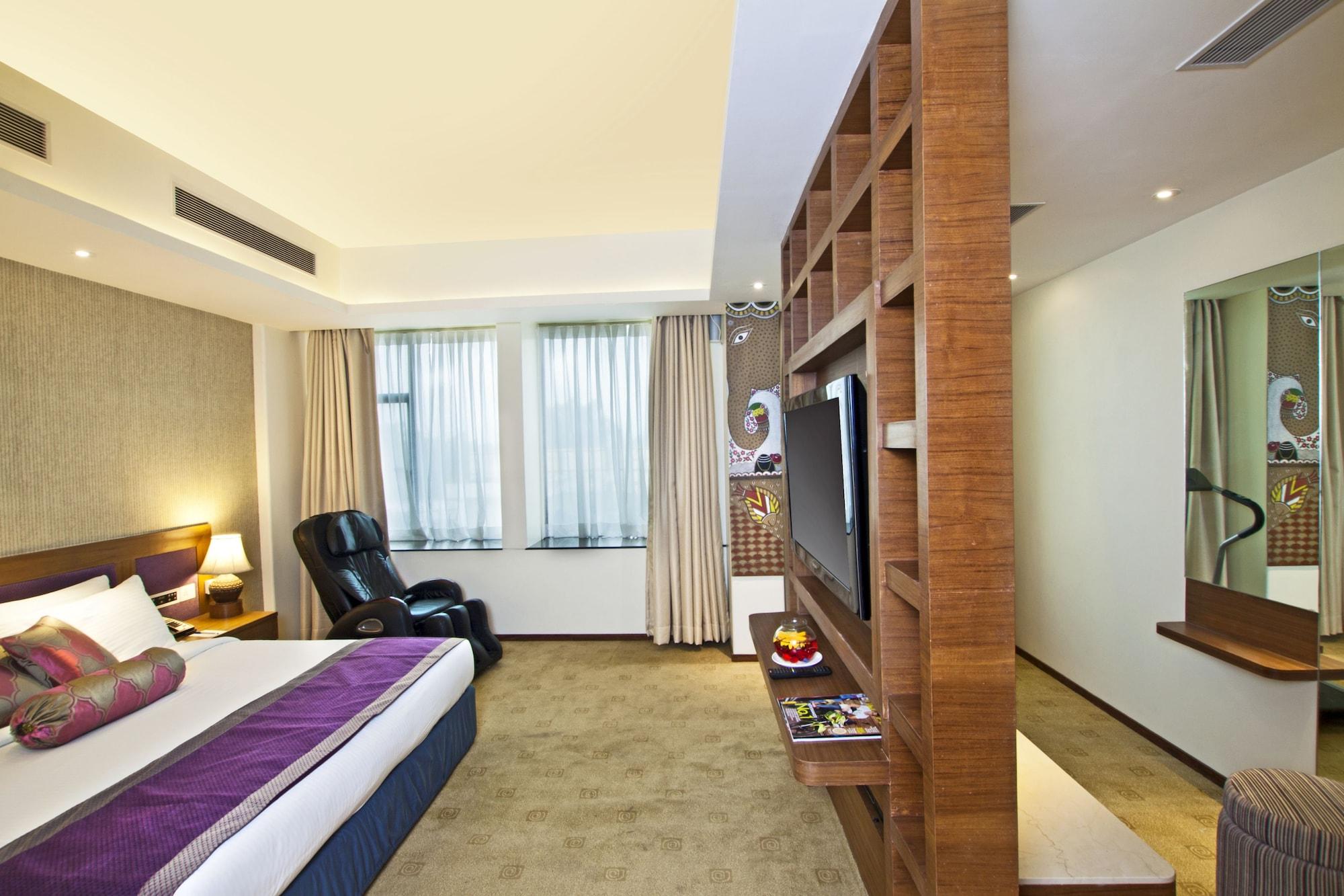 Hotel Maurya Patna Patna  Ngoại thất bức ảnh