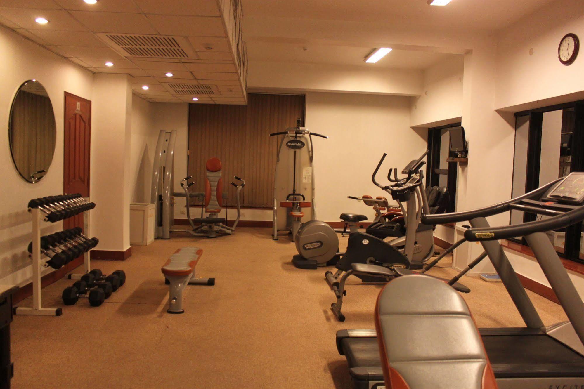 Hotel Maurya Patna Patna  Ngoại thất bức ảnh