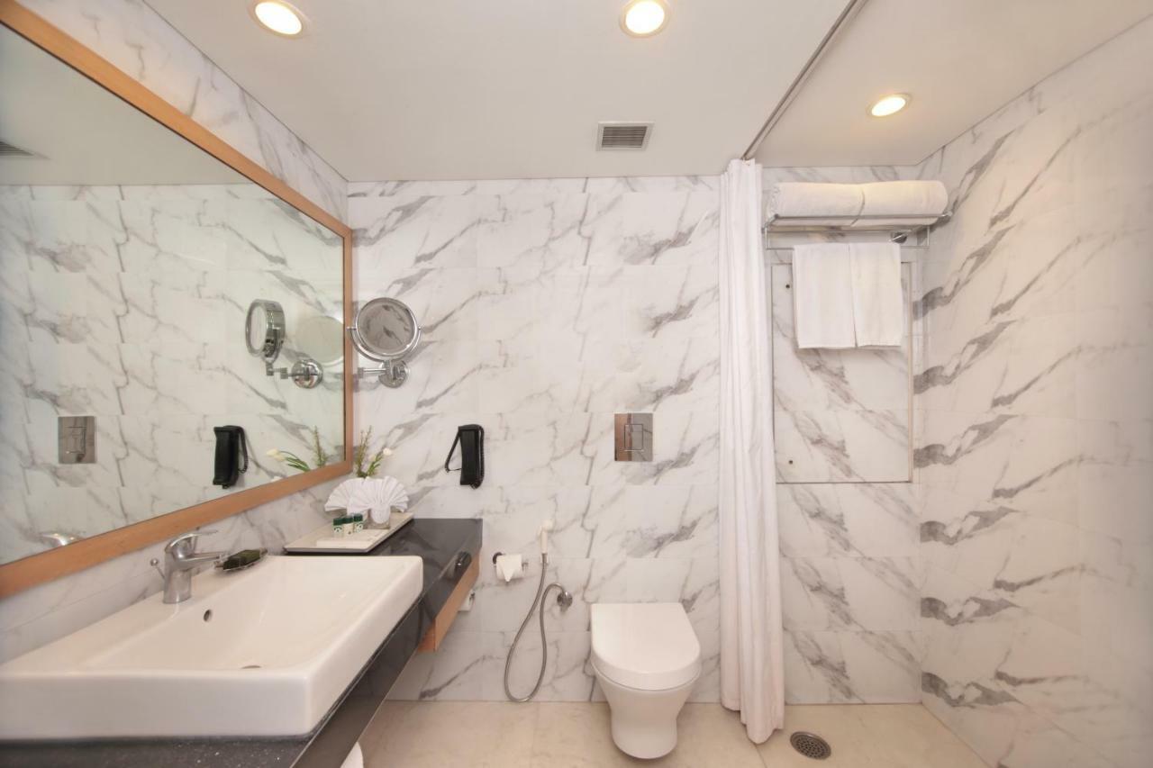 Hotel Maurya Patna Patna  Ngoại thất bức ảnh