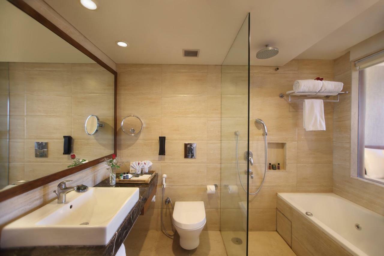 Hotel Maurya Patna Patna  Ngoại thất bức ảnh