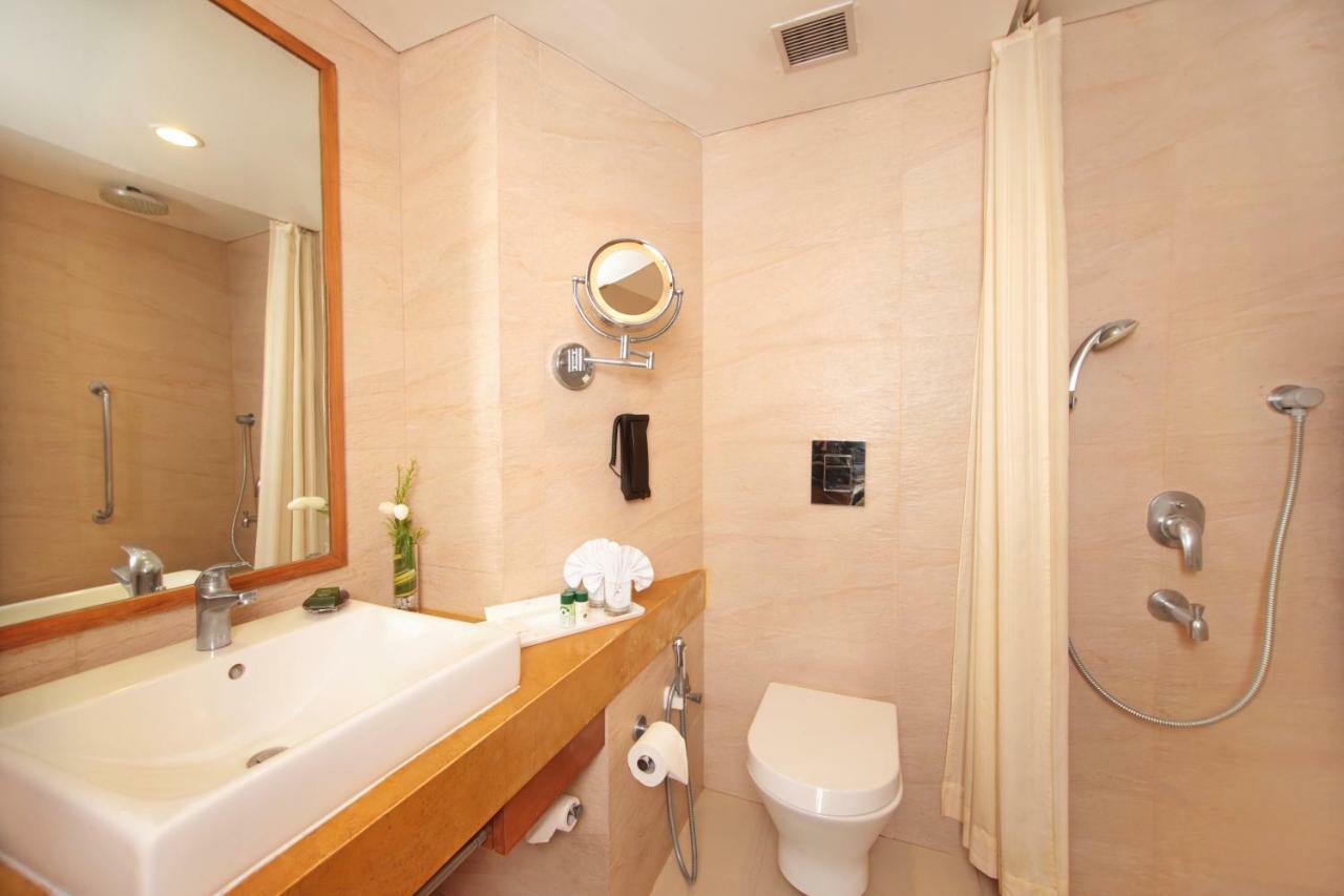 Hotel Maurya Patna Patna  Ngoại thất bức ảnh