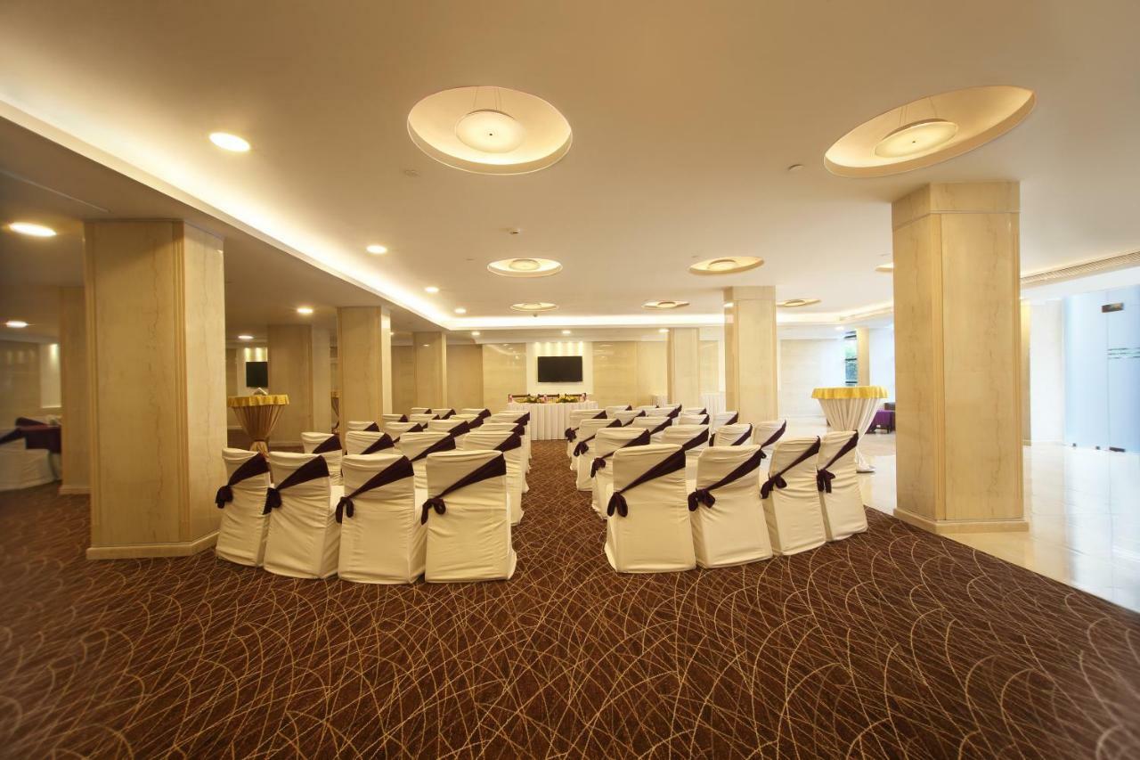 Hotel Maurya Patna Patna  Ngoại thất bức ảnh