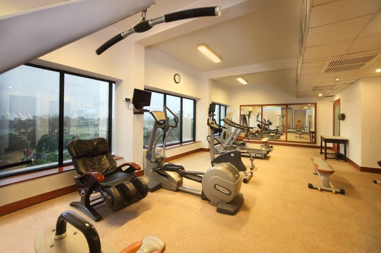 Hotel Maurya Patna Patna  Ngoại thất bức ảnh