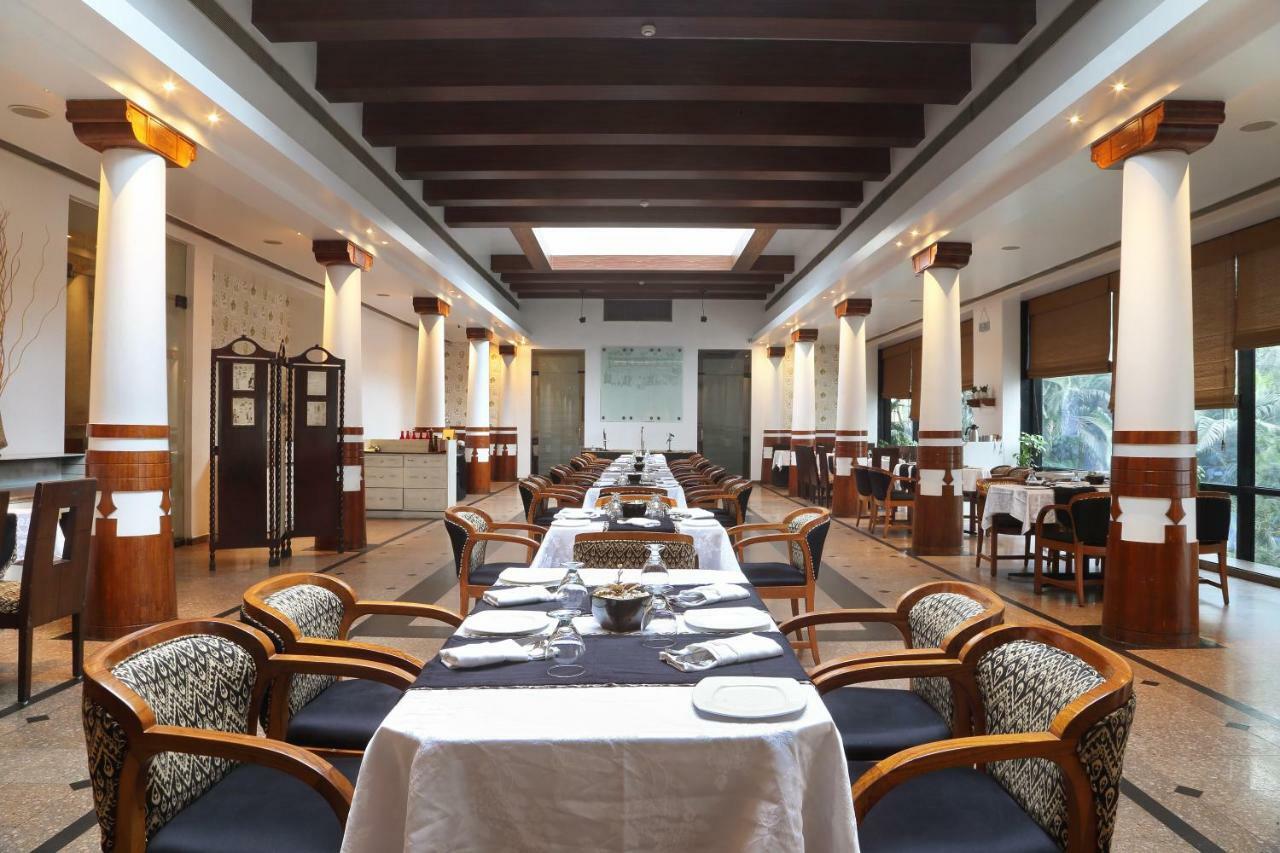 Hotel Maurya Patna Patna  Ngoại thất bức ảnh
