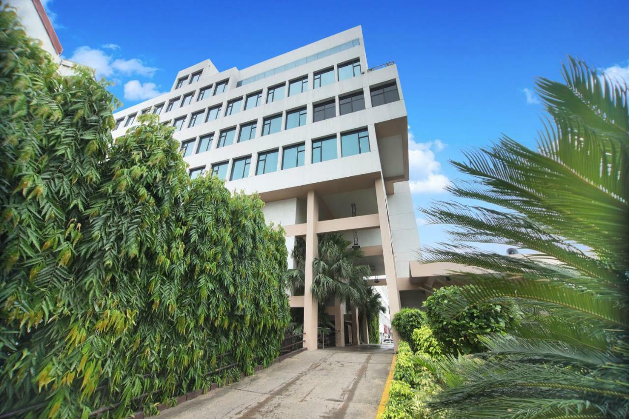 Hotel Maurya Patna Patna  Ngoại thất bức ảnh