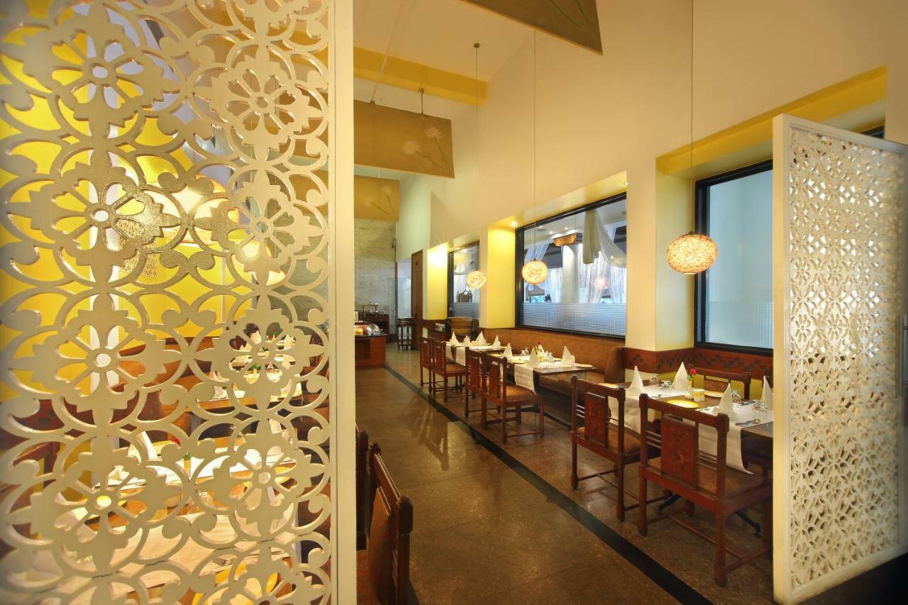Hotel Maurya Patna Patna  Ngoại thất bức ảnh