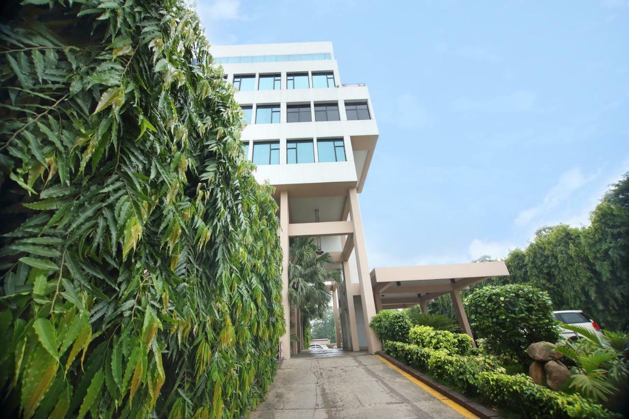 Hotel Maurya Patna Patna  Ngoại thất bức ảnh